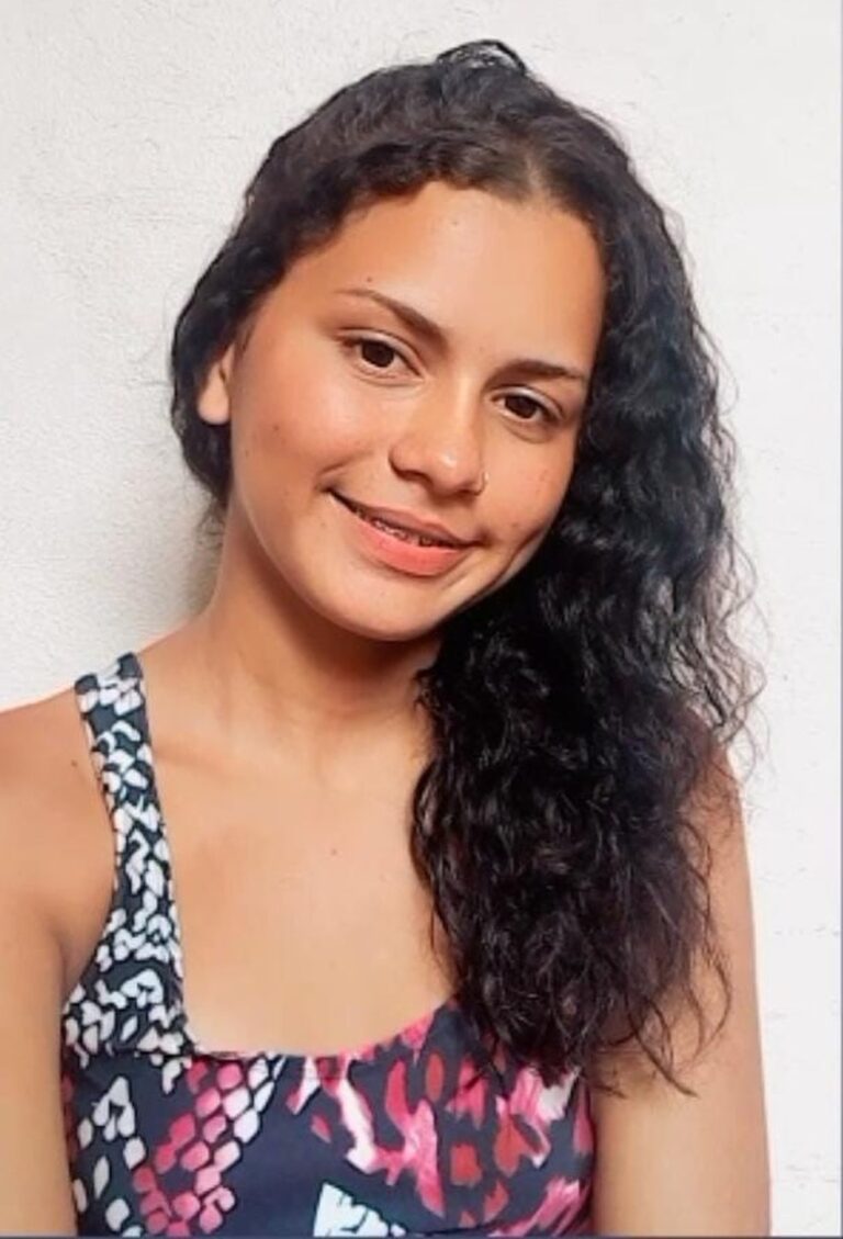 Polícia Civil divulga foto e pede ajuda para encontrar adolescente desaparecida em Roraima