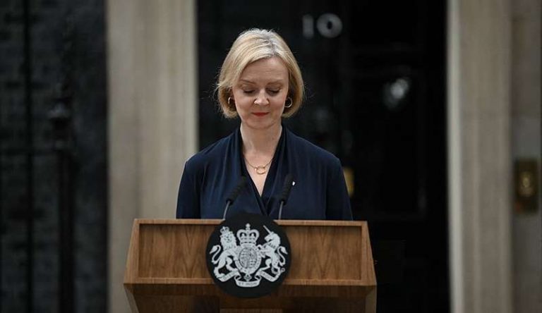 Queda da primeira-ministra britnica e aes da Petrobras marcam semana queda-da-primeira-ministra-britnica-e-aes-da-petrobras-marcam-semana