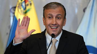 Aliado de Maduro, ministro do Petrleo da Venezuela renuncia aps investigao sobre corrupo aliado-de-maduro,-ministro-do-petrleo-da-venezuela-renuncia-aps-investigao-sobre-corrupo