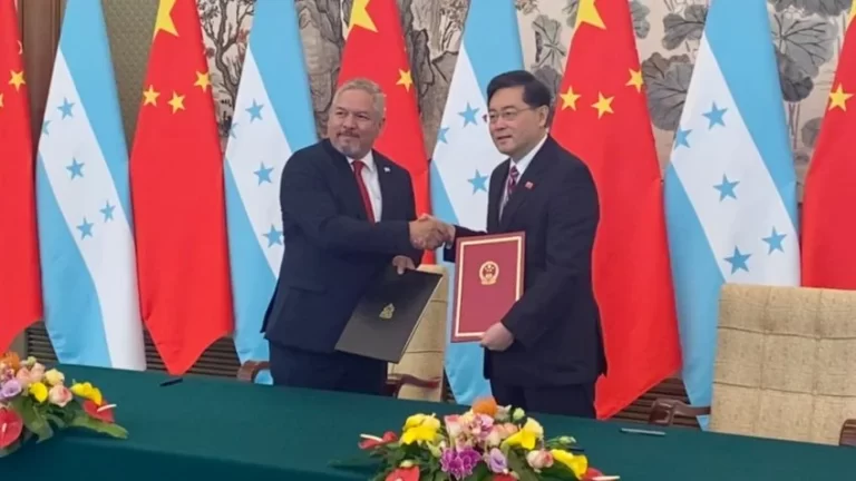 china-pressiona,-e-honduras-corta-relaes-com-taiwan