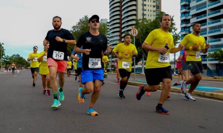 Prefeito destaca transversalidade para melhorar a qualidade de vida da população durante a 2ª Corrida ‘Movimenta Manaus’