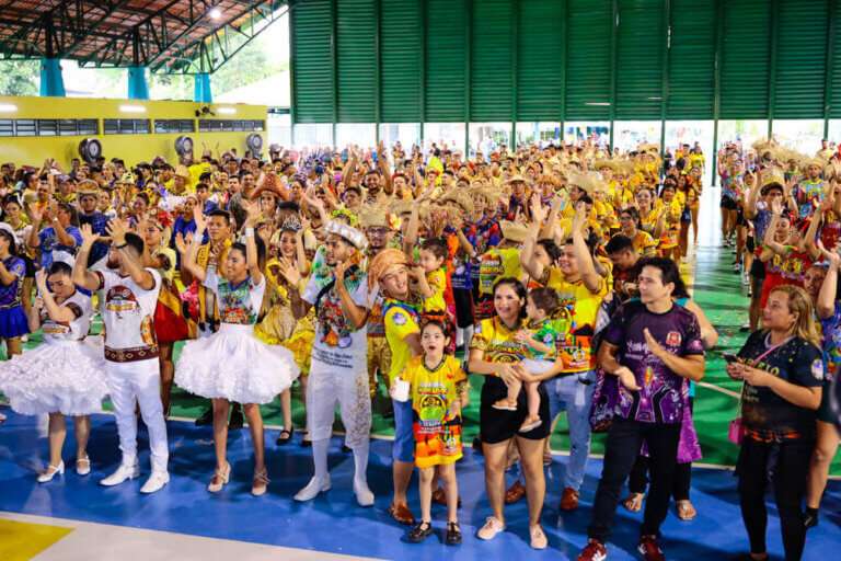Prefeito lança edital do 65º Festival Folclórico do Amazonas com apoio financeiro de quase R$ 1,2 milhão
