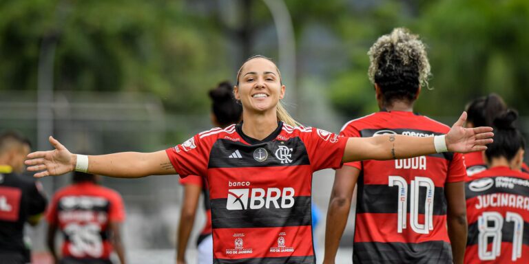Brasileiro Feminino: Fla tenta assumir a liderança diante do São Paulo