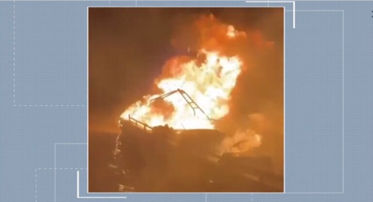 Em operação no AM, embarcação explodiu e mais de 900 kg de drogas são apreendidos no Rio Solimões