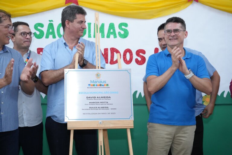 Escola municipal São Dimas é reinaugurada pela prefeitura