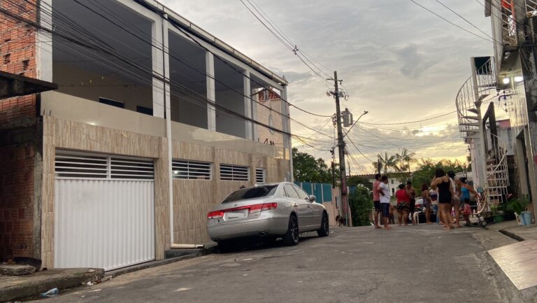 Mulher é encontrada morta a fachadas em quitinete na Compensa, em Manaus