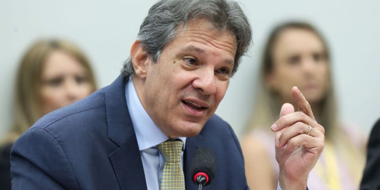 Para especialistas, discurso “economês” de Haddad diz respeito ao povo