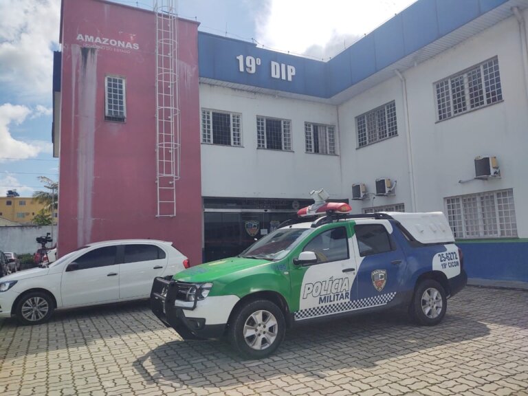 Policial militar é preso por suspeita de tráfico de drogas e porte ilegal de armas em Manaus