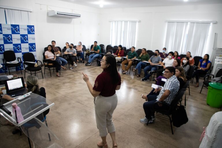 Prefeitura promove atualização em pré-natal para profissionais de saúde da zona Oeste