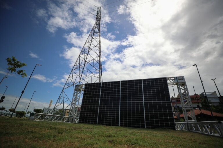 Projeto beneficia comunidades indígenas com placas de energia solar no Amazonas | amazonas