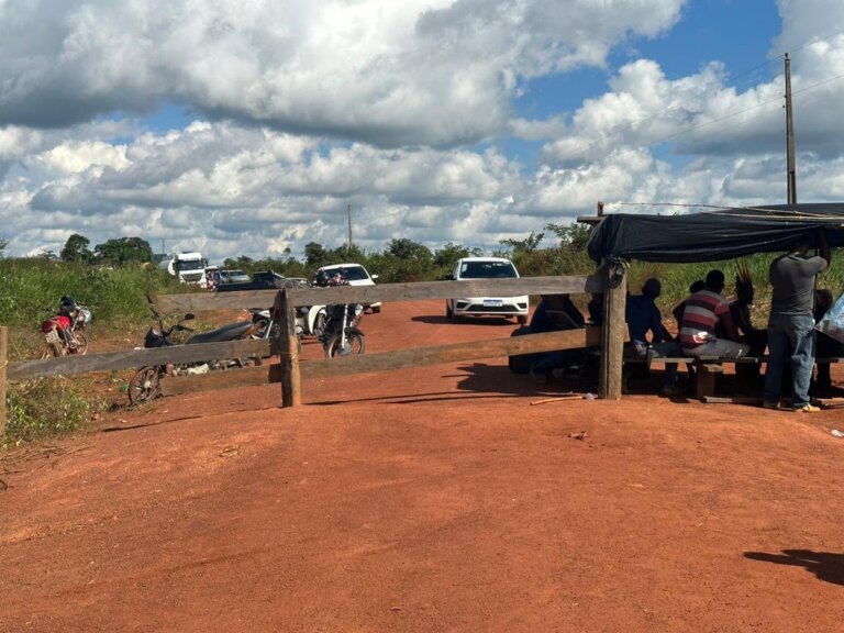 Após bloqueio, juiz do AM determina liberação da BR-317 em faixas de horário |  amazonas