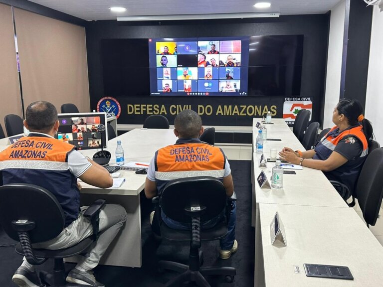 Defesa Civil alinha ações de enfrentamento a estiagem em 2023 no AM