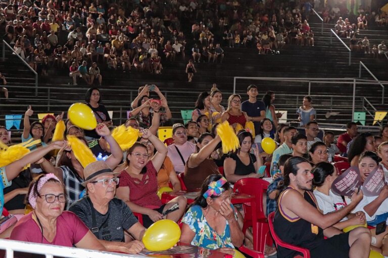 Festival folclórico agita público no Centro Cultural dos Povos da Amazônia
