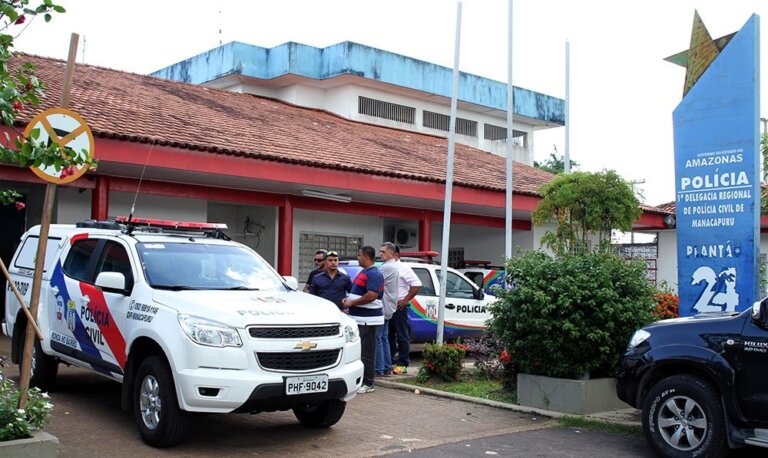 Homem é preso após atear fogo na casa da ex-mulher no interior do AM