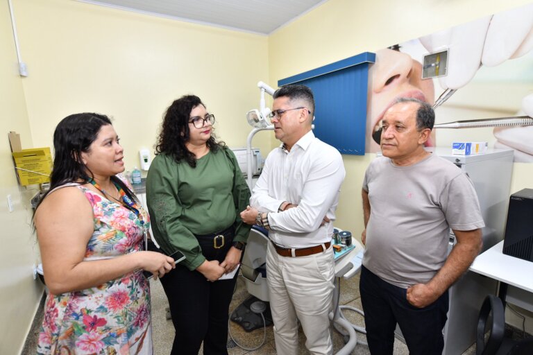 Prefeito entrega unidade de pequeno porte na zona Oeste totalmente revitalizada