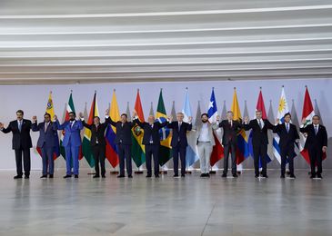 Brasília (DF) 30/05/2023 - Fotografia oficial dos Presidentes dos países da América do Sul.  No palácio do Itamaraty.  Foto Rafa Neddermeyer/ Agência Brasil