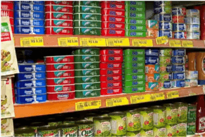 Sardinha enlatada está entre alimentos da merenda escolar (Foto: YouTube/Reprodução)