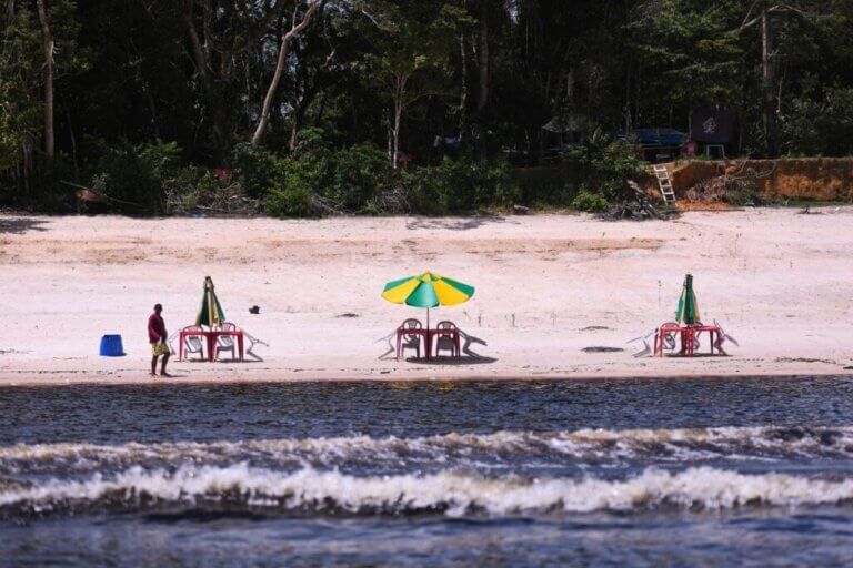Verão Amazônico: Conheça as Maravilhas das Praias do Amazonas