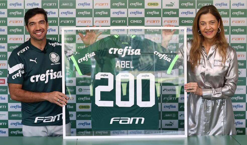 Palmeiras domina premiação do Paulistão, mas Abel Ferreira não