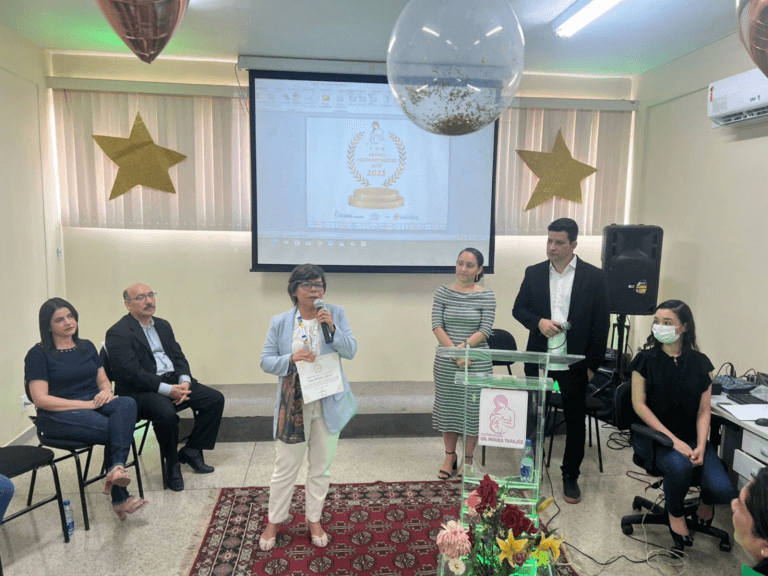 Maternidade Dr. Moura Tapajóz Prestigia Servidores com Prêmio “Reconhecimento MMT 2023”