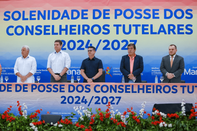 Prefeito de Manaus Empossa 50 Novos Conselheiros Tutelares para Fortalecer Proteção à Infância e Adolescência