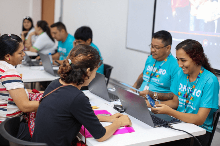 Prefeitura de Manaus Realiza Projeto ‘Sine nos Bairros’ com Serviços Gratuitos de Empregabilidade em Três Localidades