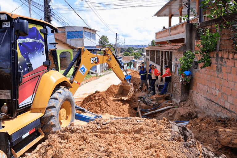 Prefeitura de Manaus Implanta Rede de Drenagem de 50 Metros no Bairro Tancredo Neves