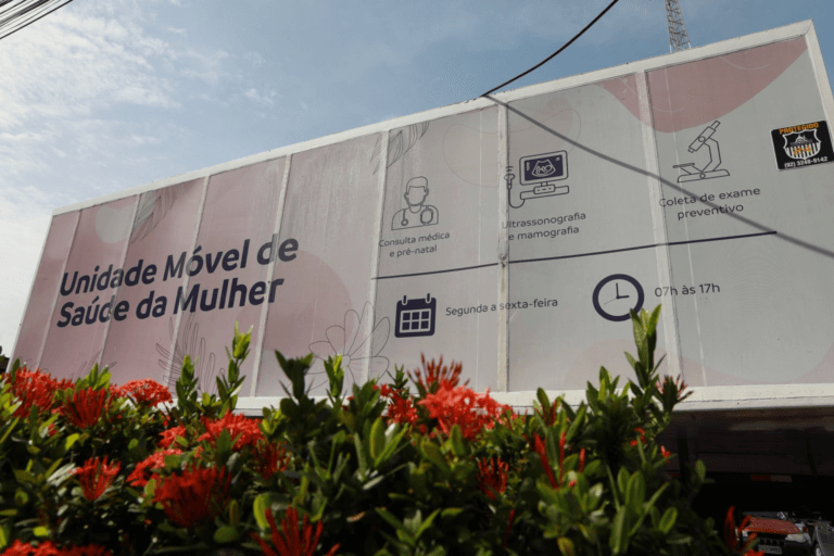 Prefeitura de Manaus Reforça Atendimento à Saúde da Mulher com Unidades Móveis