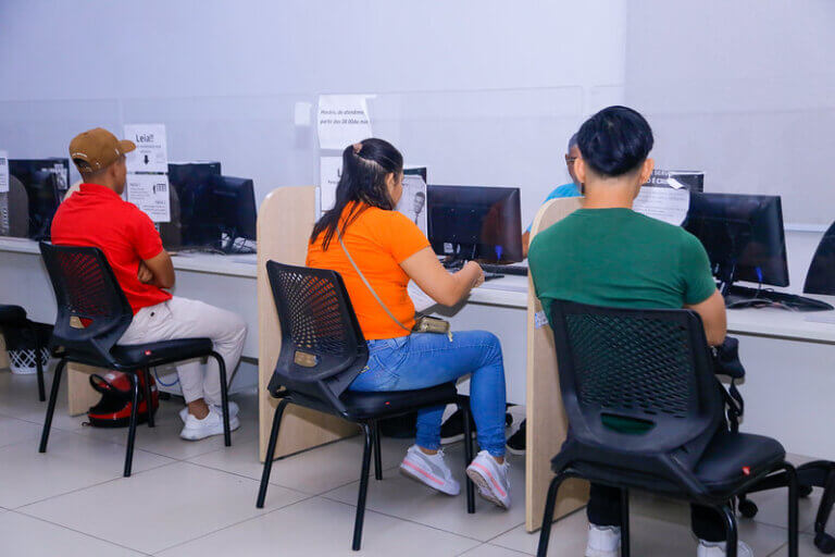 Sine Manaus oferta 711 vagas de emprego nesta sexta-feira, 12/6