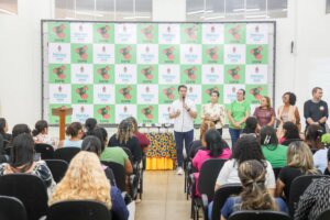 Prefeitura de Manaus amplia atendimento inclusivo com integração de 155 apoios escolares
