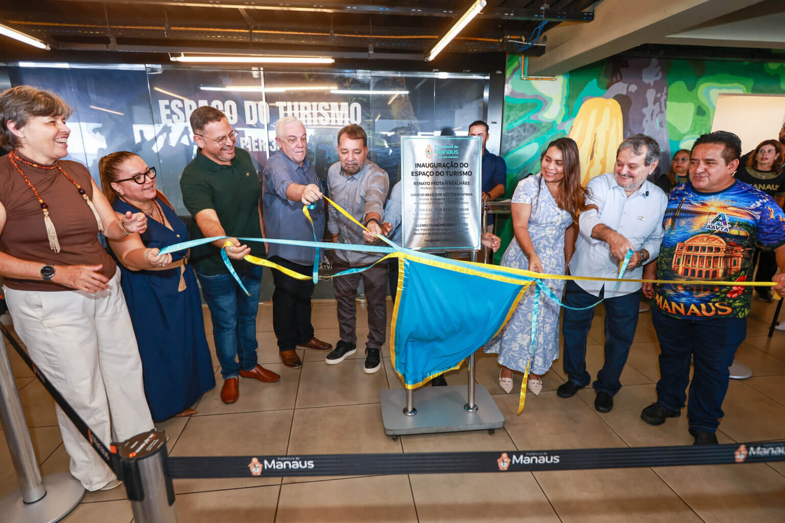 Prefeitura de Manaus inaugura ‘Espaço do Turismo’ no mirante Lúcia Almeida e amplia atendimento aos visitantes