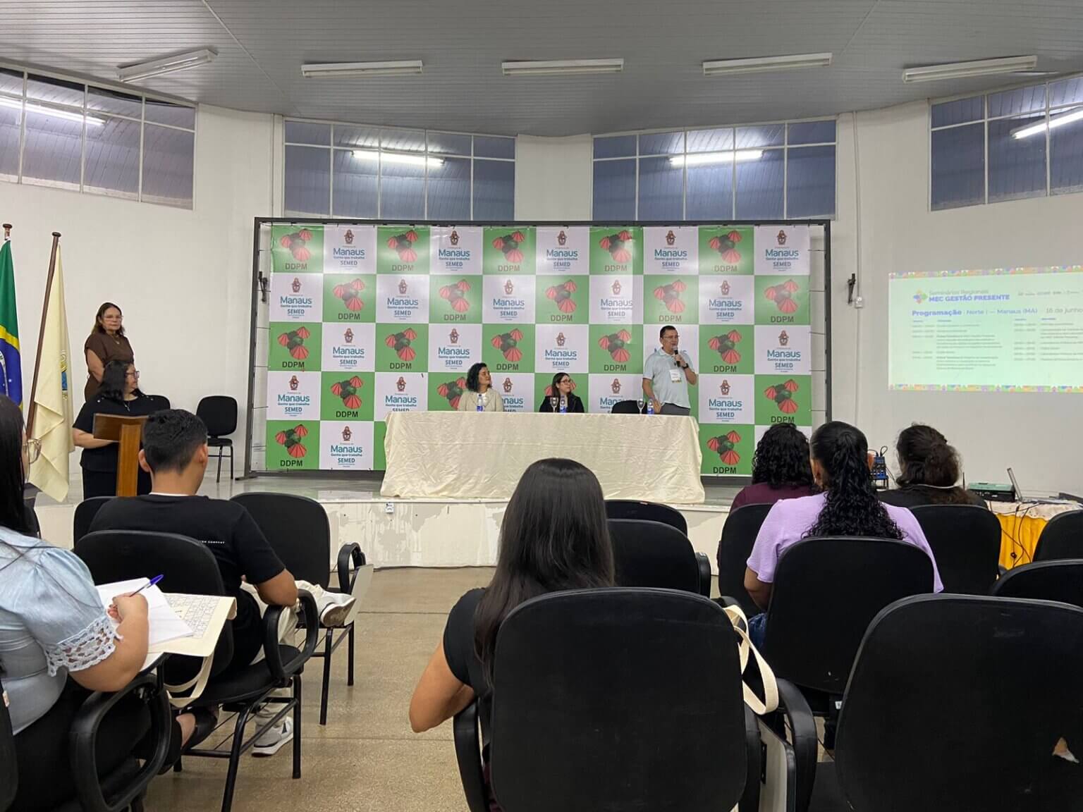 Educadores da Prefeitura de Manaus participam do seminário regional ‘MEC Gestão Presente’