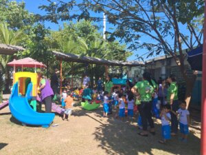 Creche da prefeitura premiada pelo FNDE transforma educação ambiental em ação no igarapé do 40 com inauguração da horta Panc e composteira