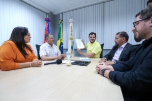Prefeito Renato Junior amplia benefícios de 264 profissionais do programa Mais Médicos e aumenta em mais de 100% auxílio-moradia em Manaus