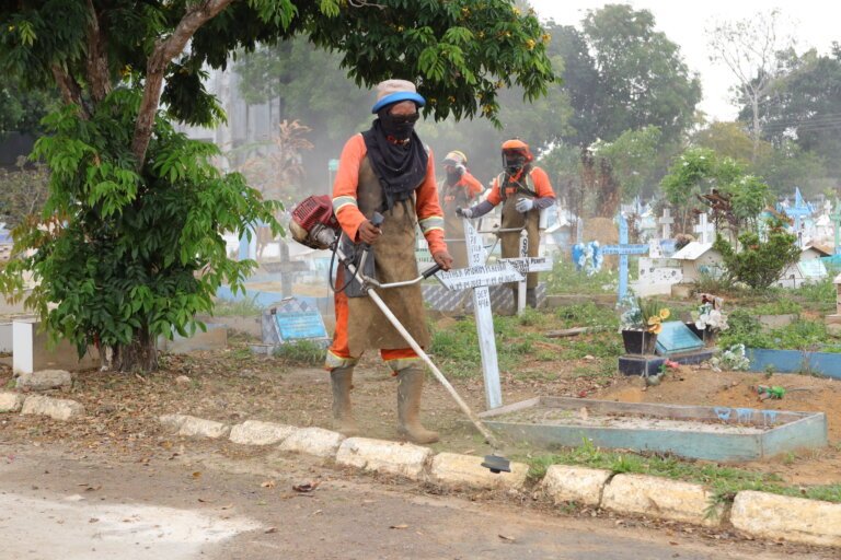 Prefeitura de Manaus mobiliza mais de mil trabalhadores para o Dia de Finados nos 10 cemitérios da capital